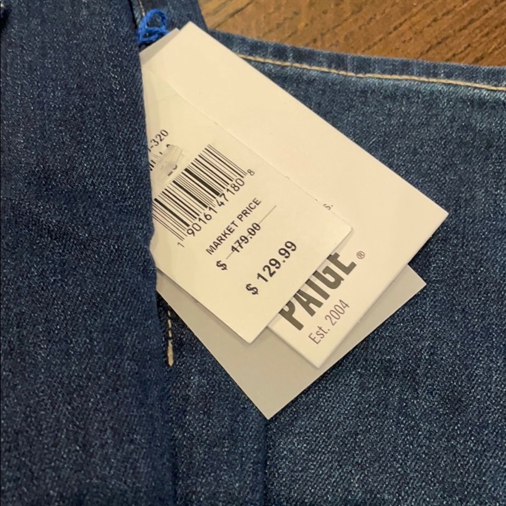 Jeans - Picture 2 of 5